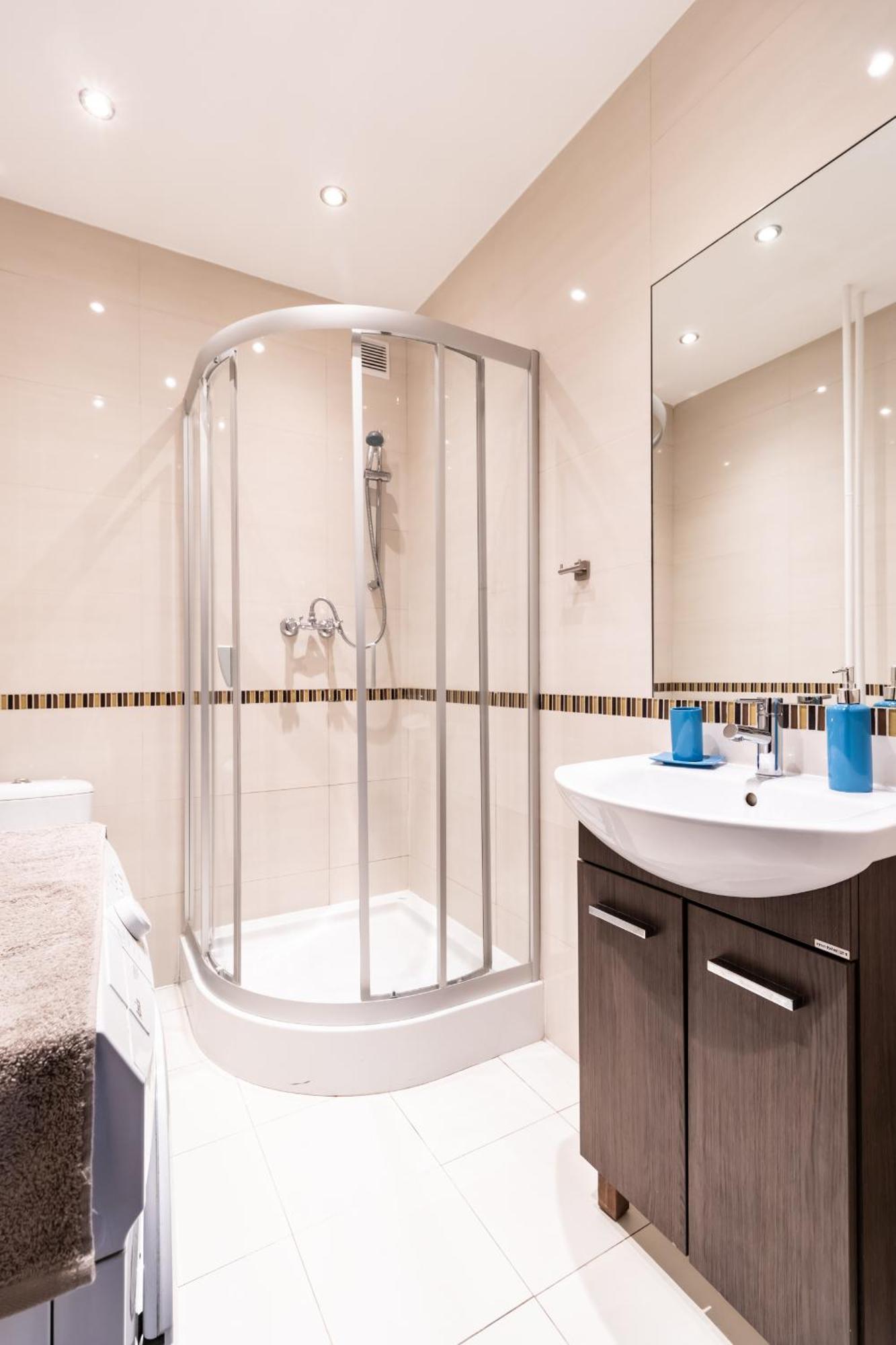 City Center Apartments ワルシャワ エクステリア 写真