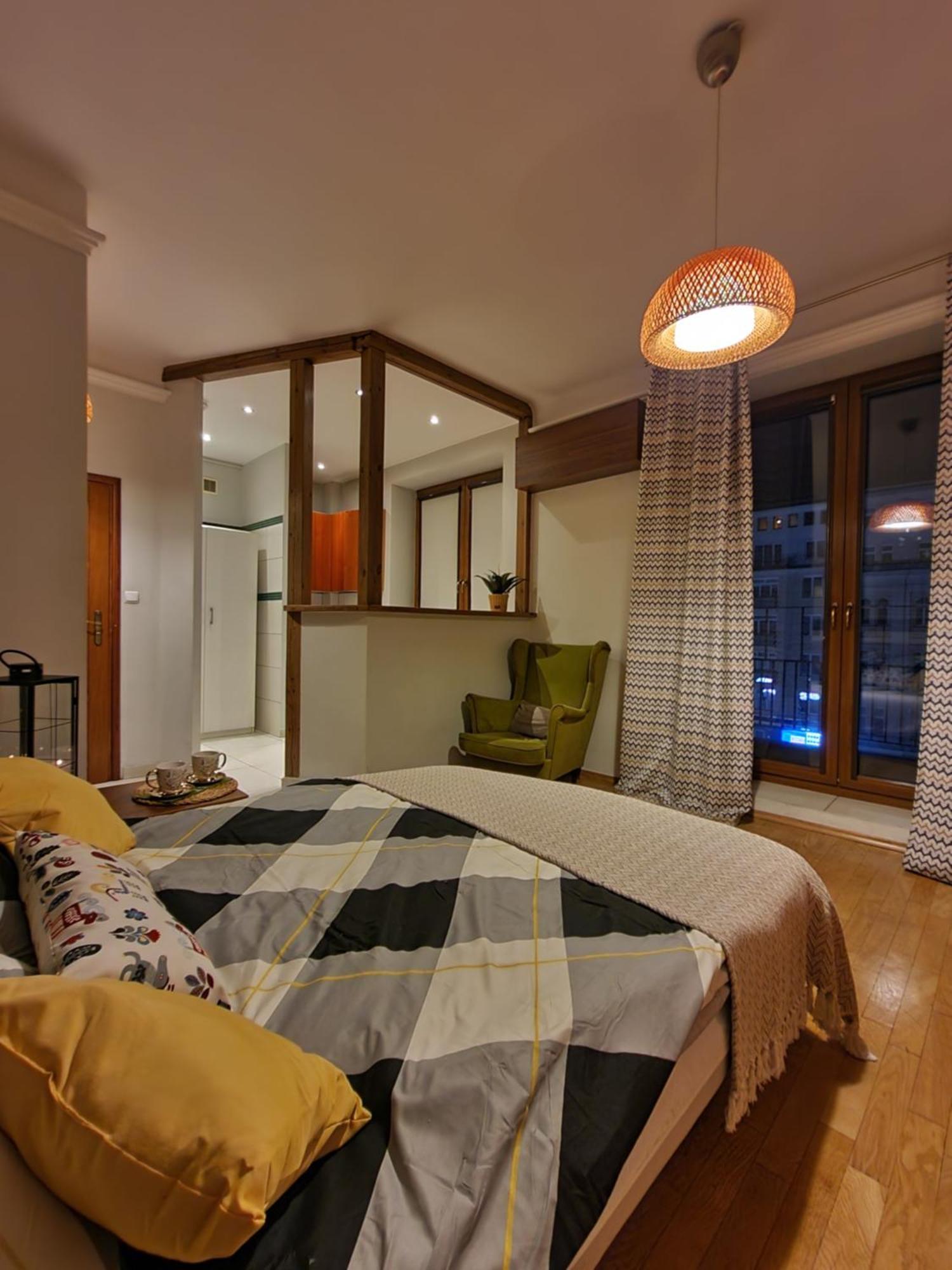 City Center Apartments ワルシャワ エクステリア 写真